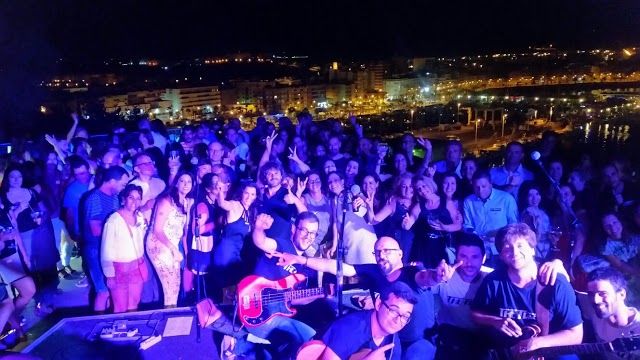 Cafeteria & Heladeria El Faro
